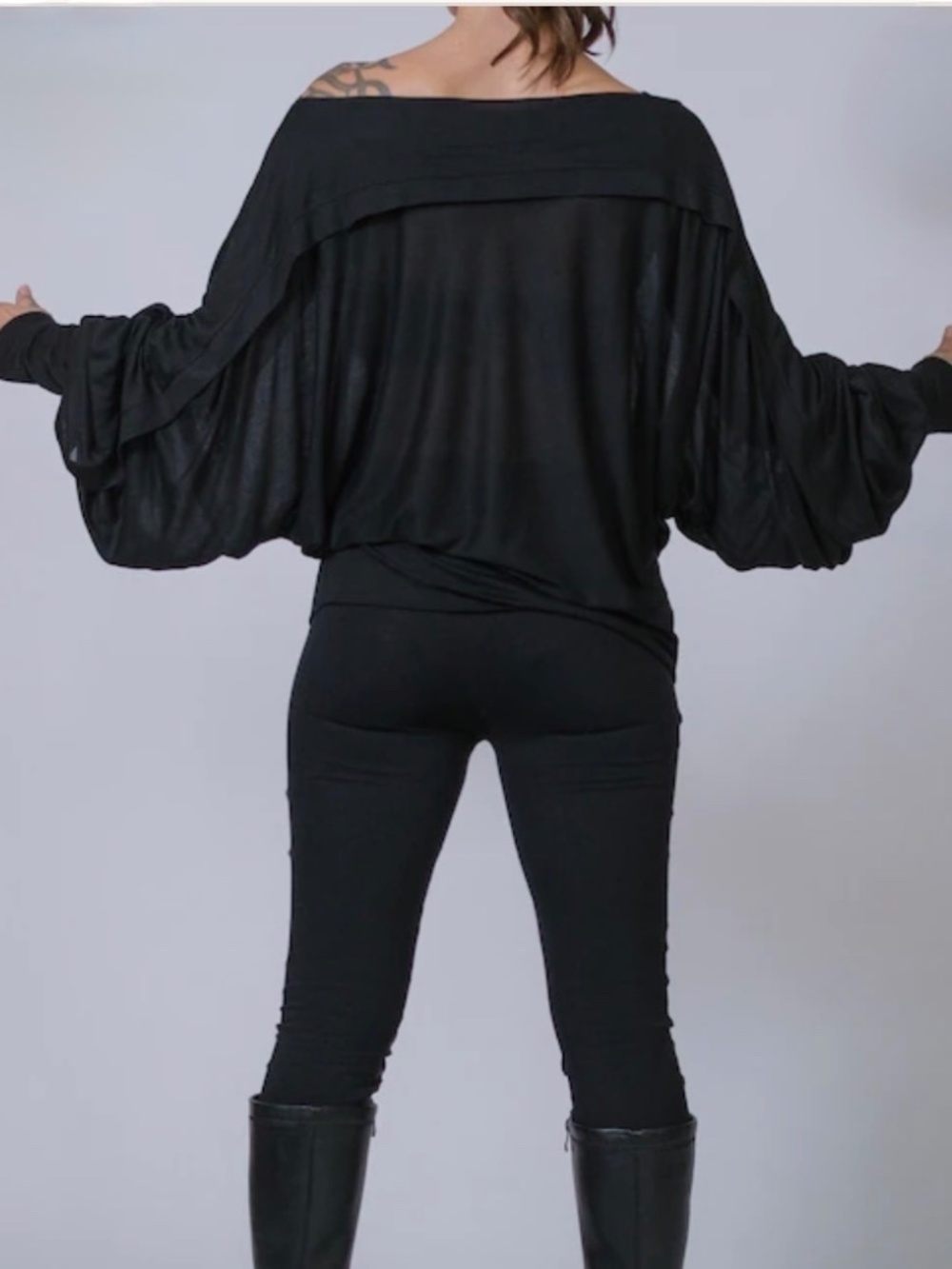 Batwing small blouse